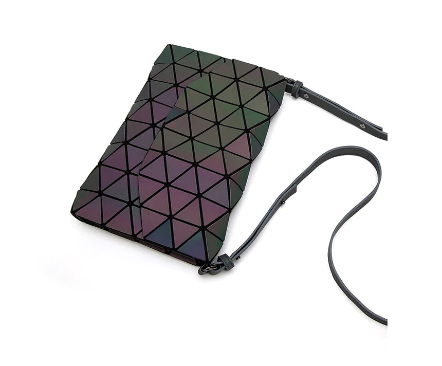 The Envelope Crossbody – Sculptural Elegance in Motion