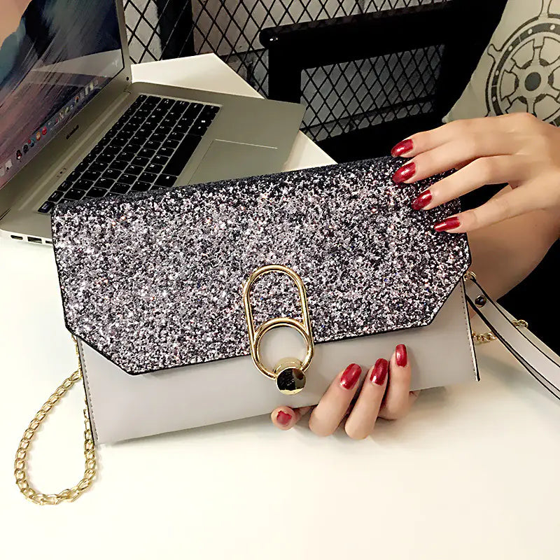 The Élan Envelope – A Sculptural Clutch for Day-to-Dusk Refinement