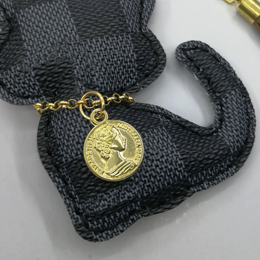 Cat Silhouette Faux Fur Charm – Elegant Key & Handbag Accent